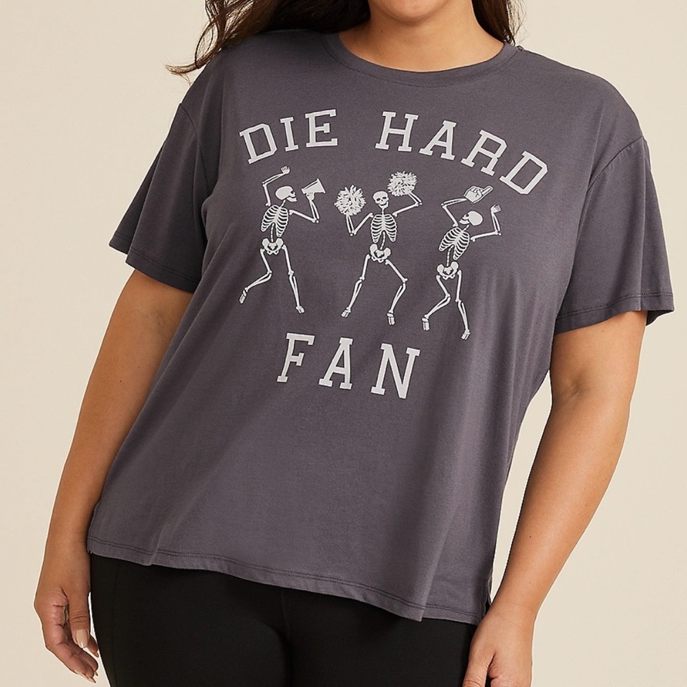 Maurice’s Gray 'Die Hard Fan' Graphic T-Shirt